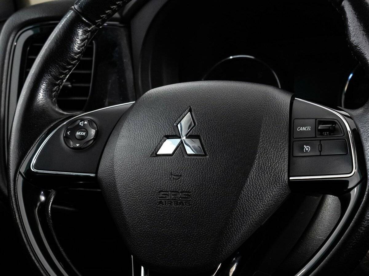 Mitsubishi Outlander 2020 года с пробегом. Фото: #10