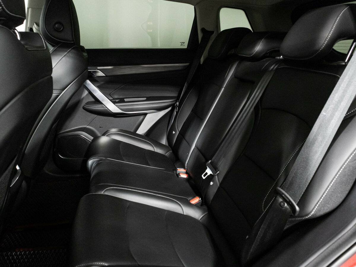 Geely Atlas Pro 2024 года с пробегом. Фото: #9