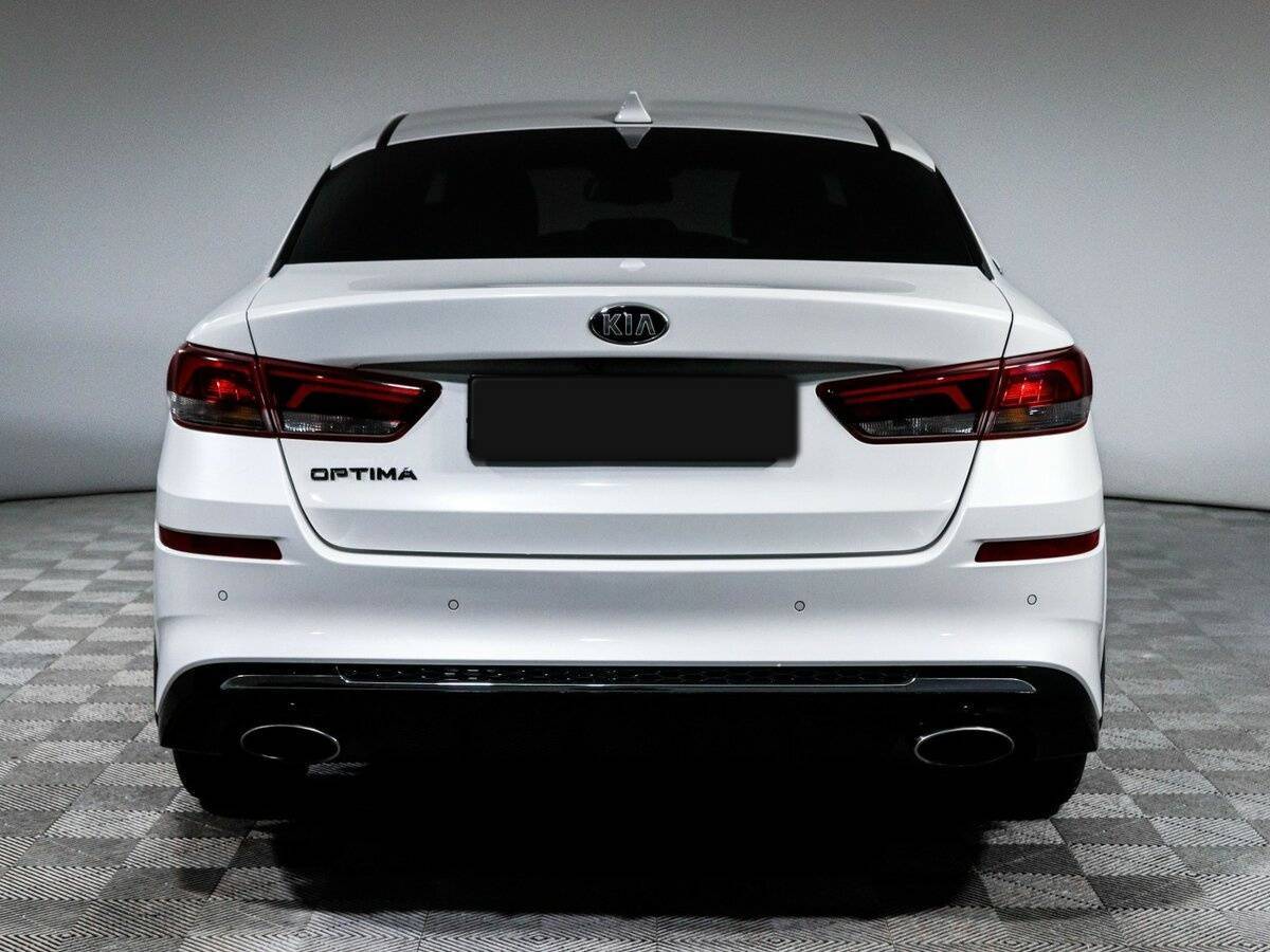 Kia Optima 2018 года с пробегом. Фото: #5