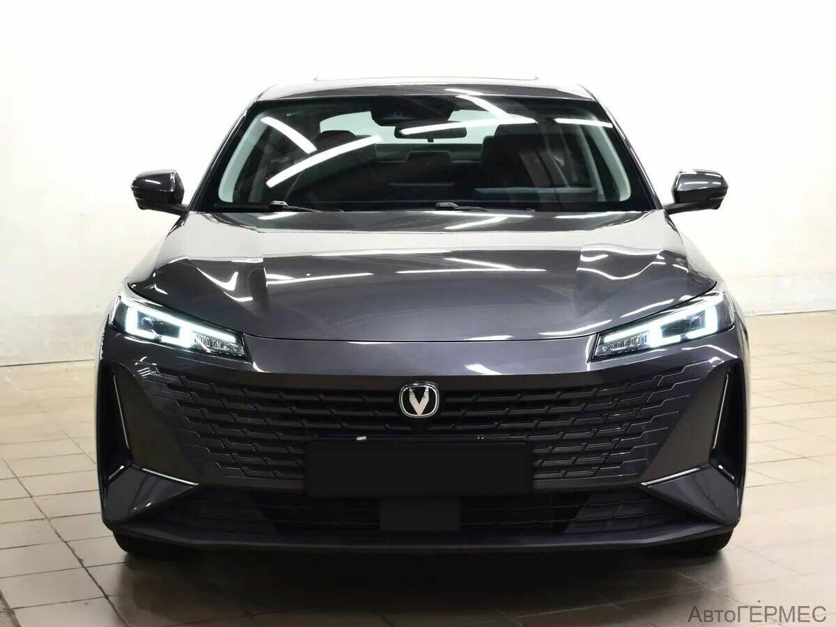 Changan Lamore 2023 года с пробегом. Фото: #1