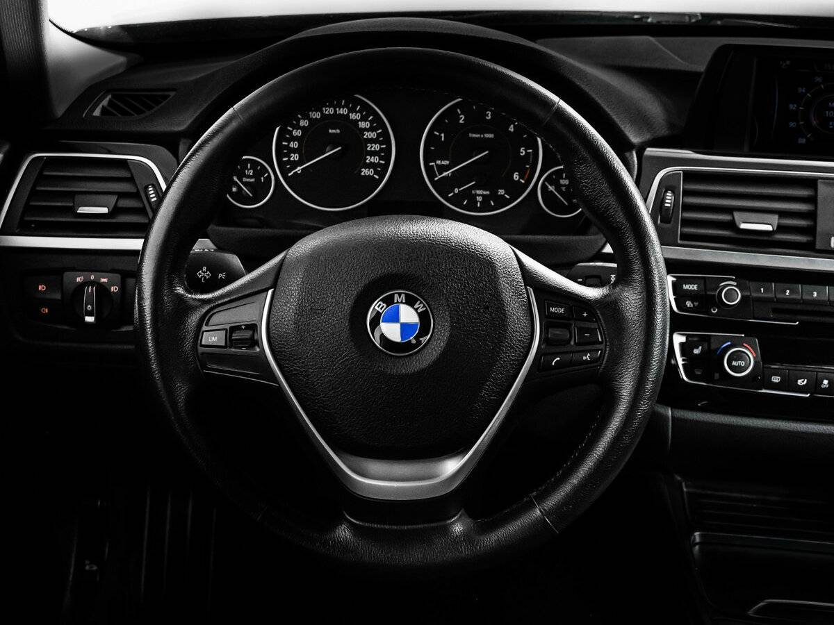 BMW 3 серии 2016 года с пробегом. Фото: #11