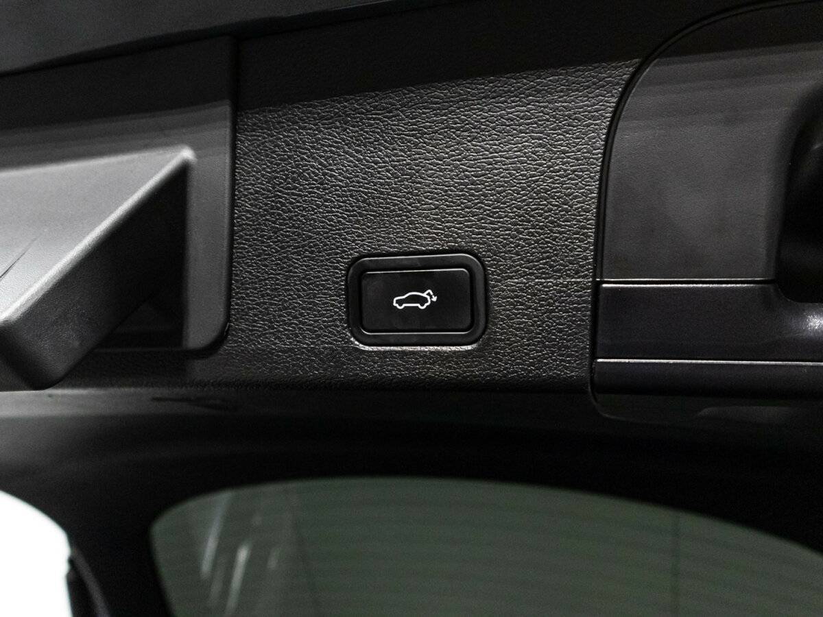 Geely Tugella 2022 года с пробегом. Фото: #15