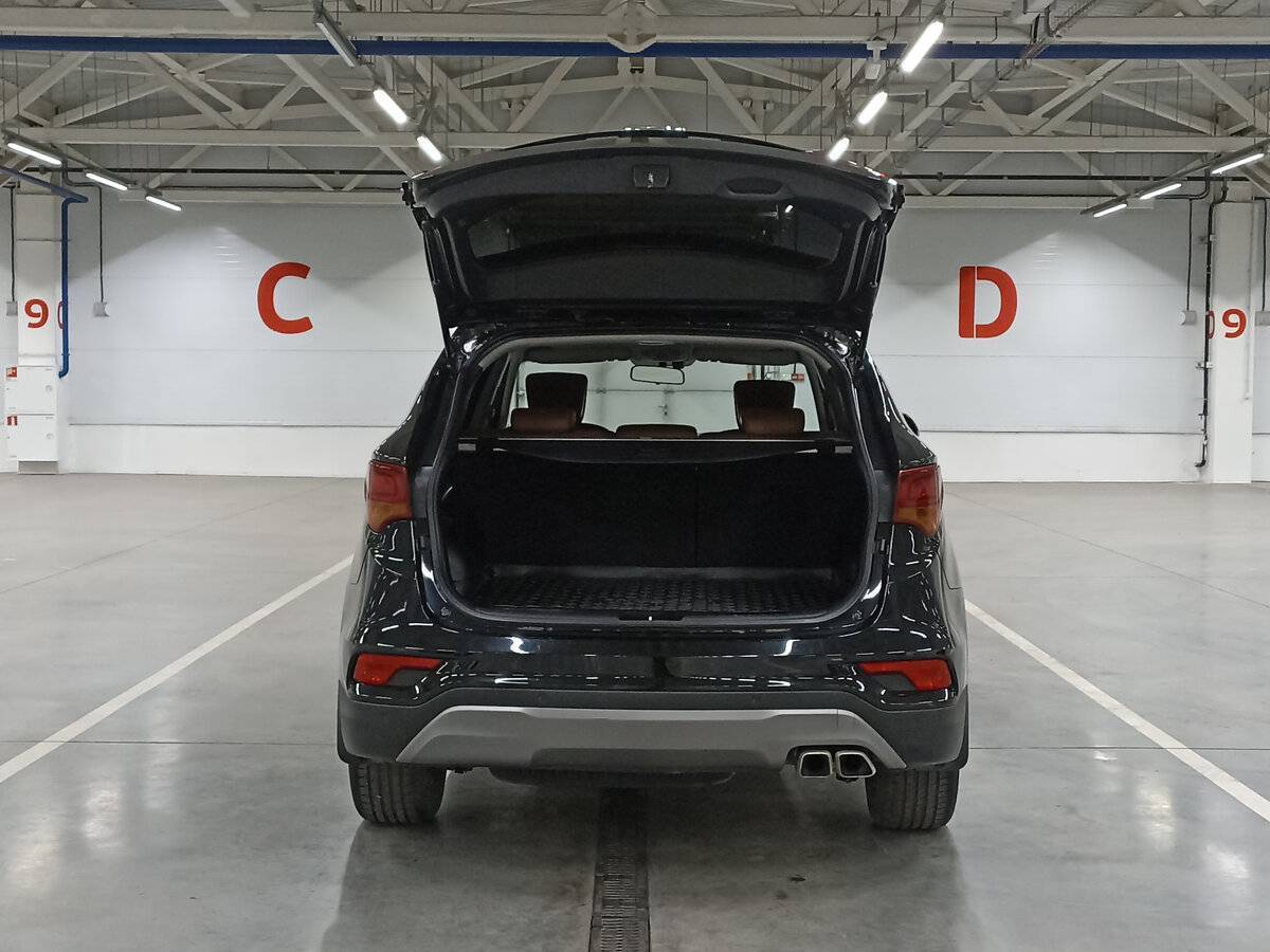 Hyundai Santa Fe 2017 года с пробегом. Фото: #9