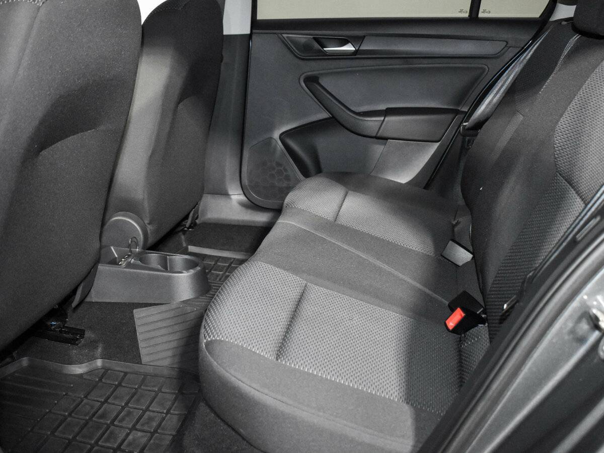 Б/У Фольксваген Поло 2021 года. Фото: #10