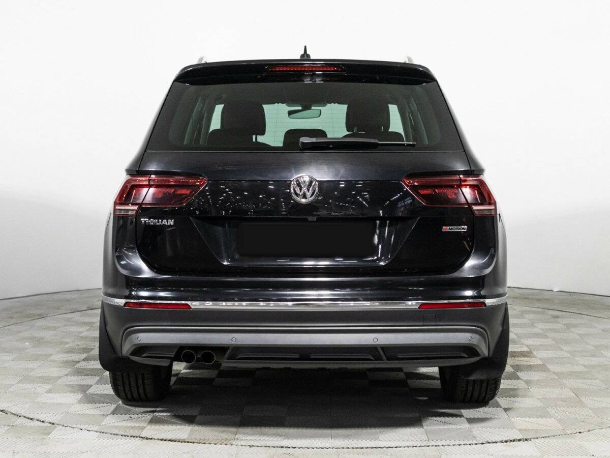 Volkswagen Tiguan 2018 года с пробегом. Фото: #5