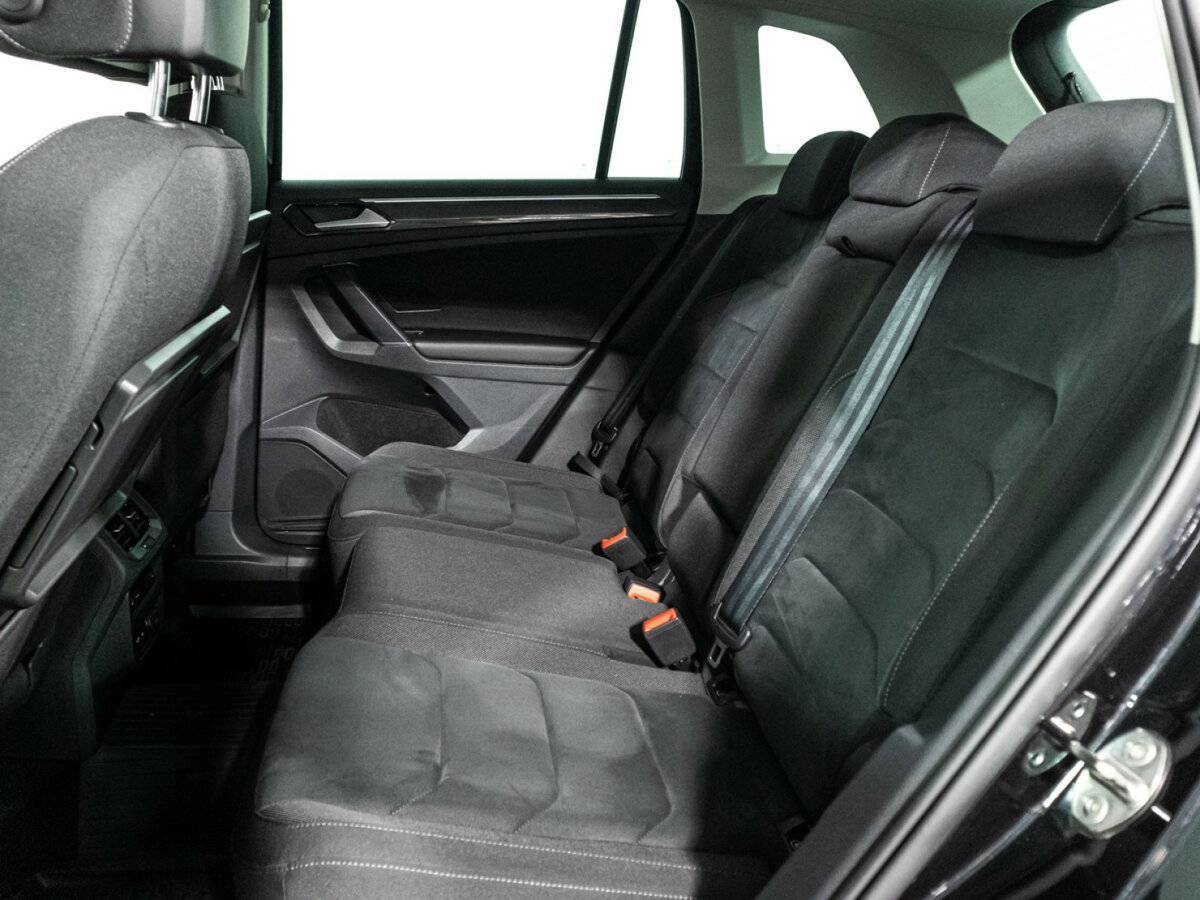 Volkswagen Tiguan 2018 года с пробегом. Фото: #9