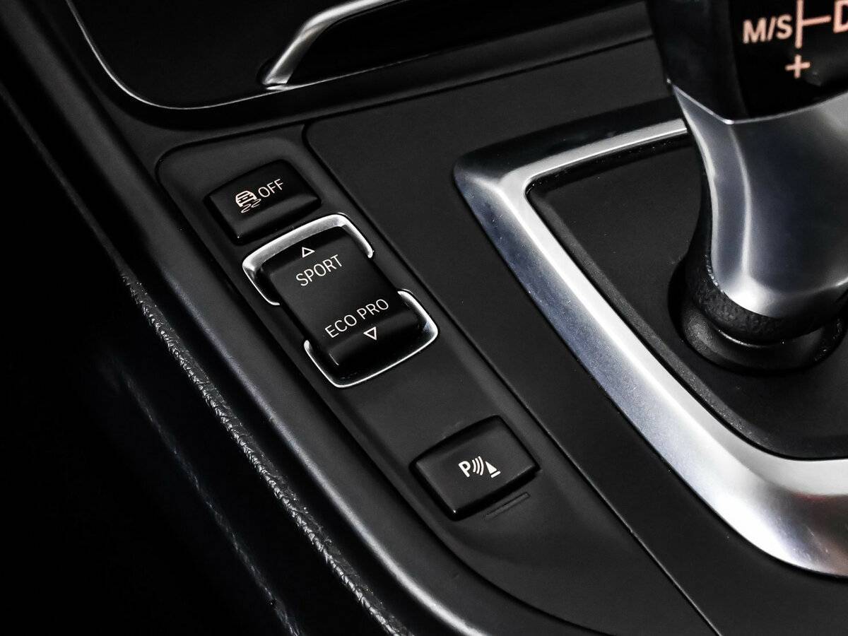 BMW 3 серии 2015 года с пробегом. Фото: #15