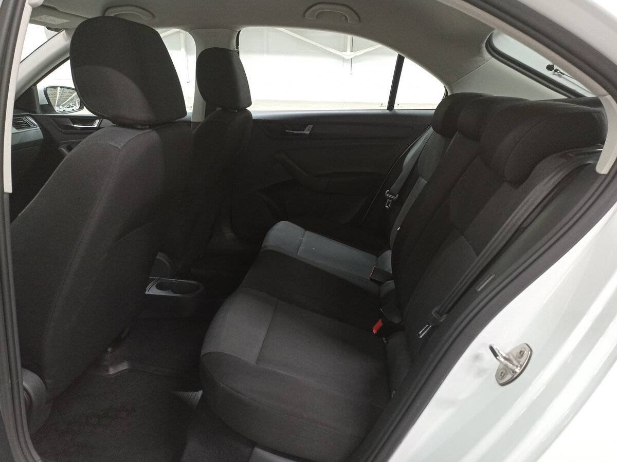 Б/У Шкода Рапид 2018 года. Фото: #11