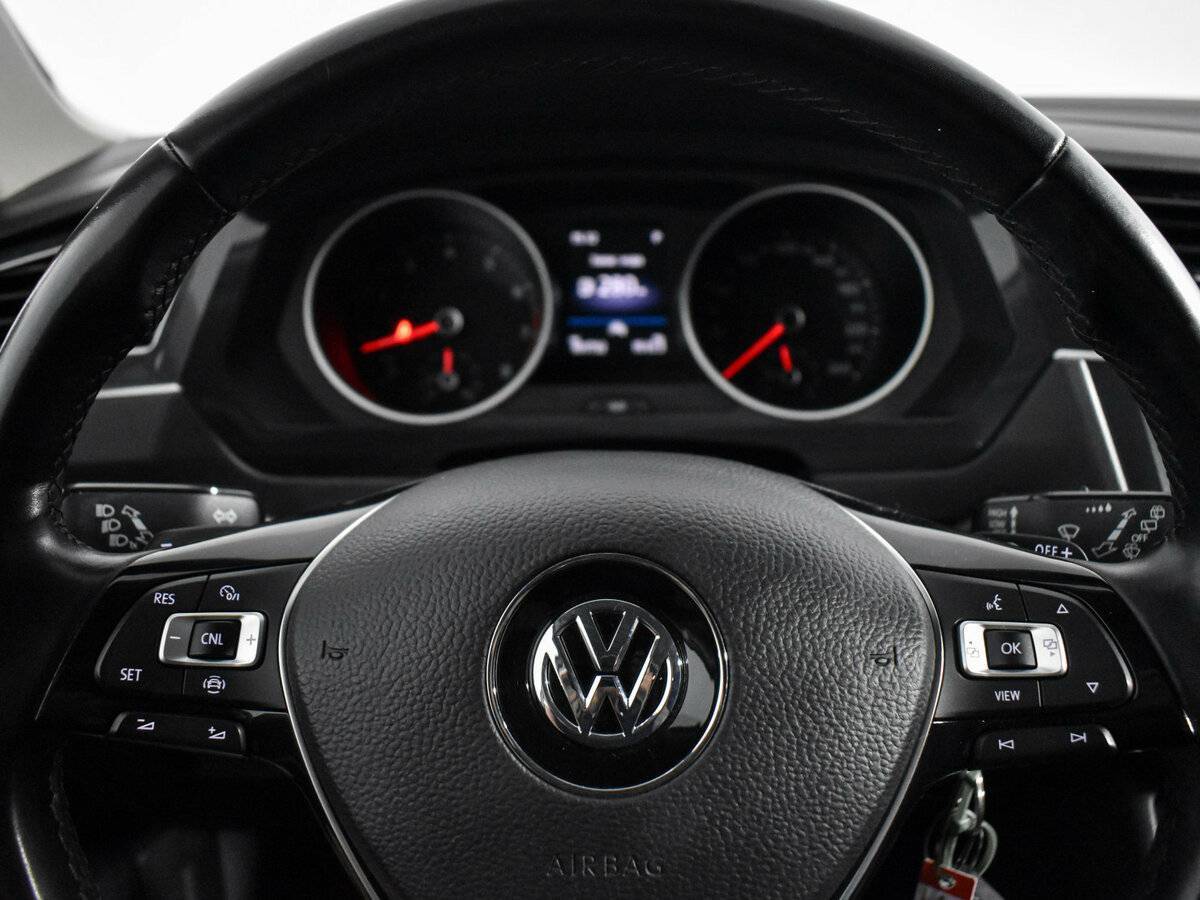 Volkswagen Tiguan 2019 года с пробегом. Фото: #17