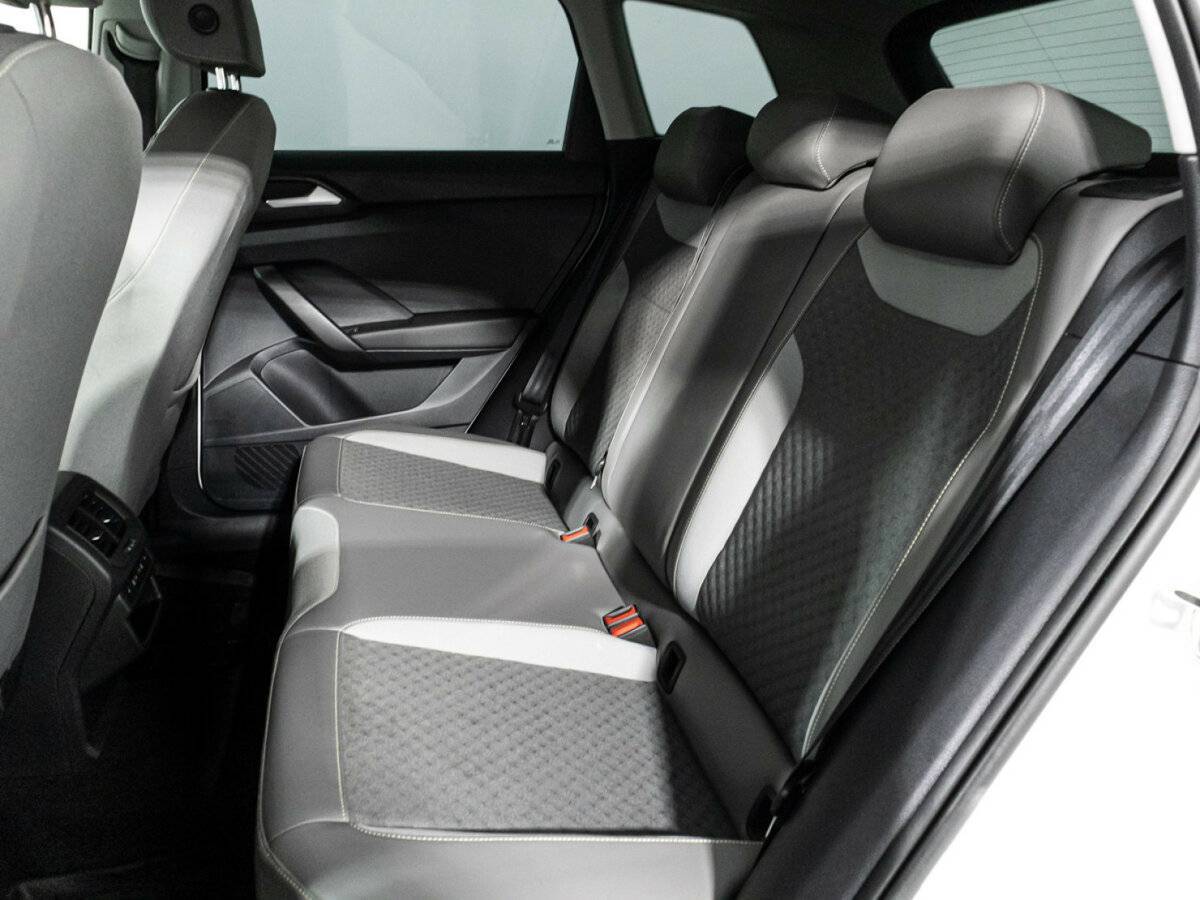 Volkswagen Taos 2021 года с пробегом. Фото: #9