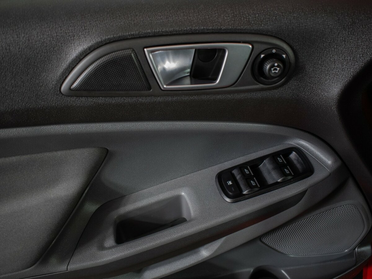 Б/У Форд ЭкоСпорт 2018 года. Фото: #14