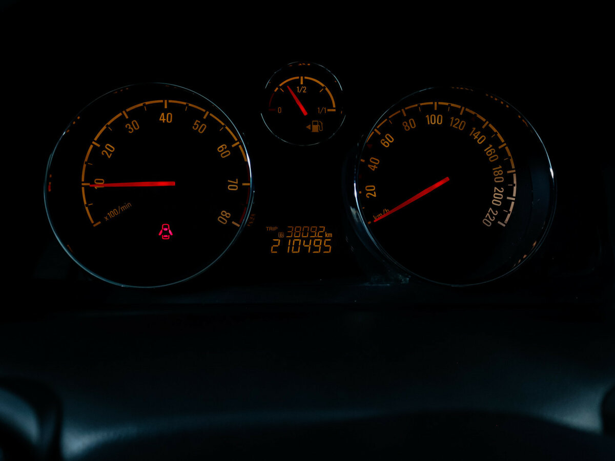 Б/У Опель Антара 2013 года. Фото: #10