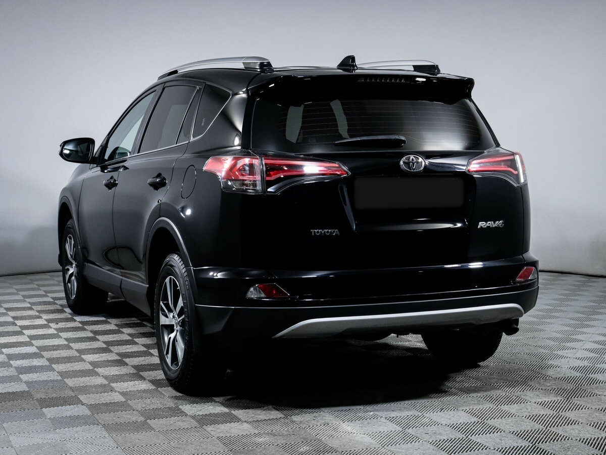 Toyota RAV4 2019 года с пробегом. Фото: #6
