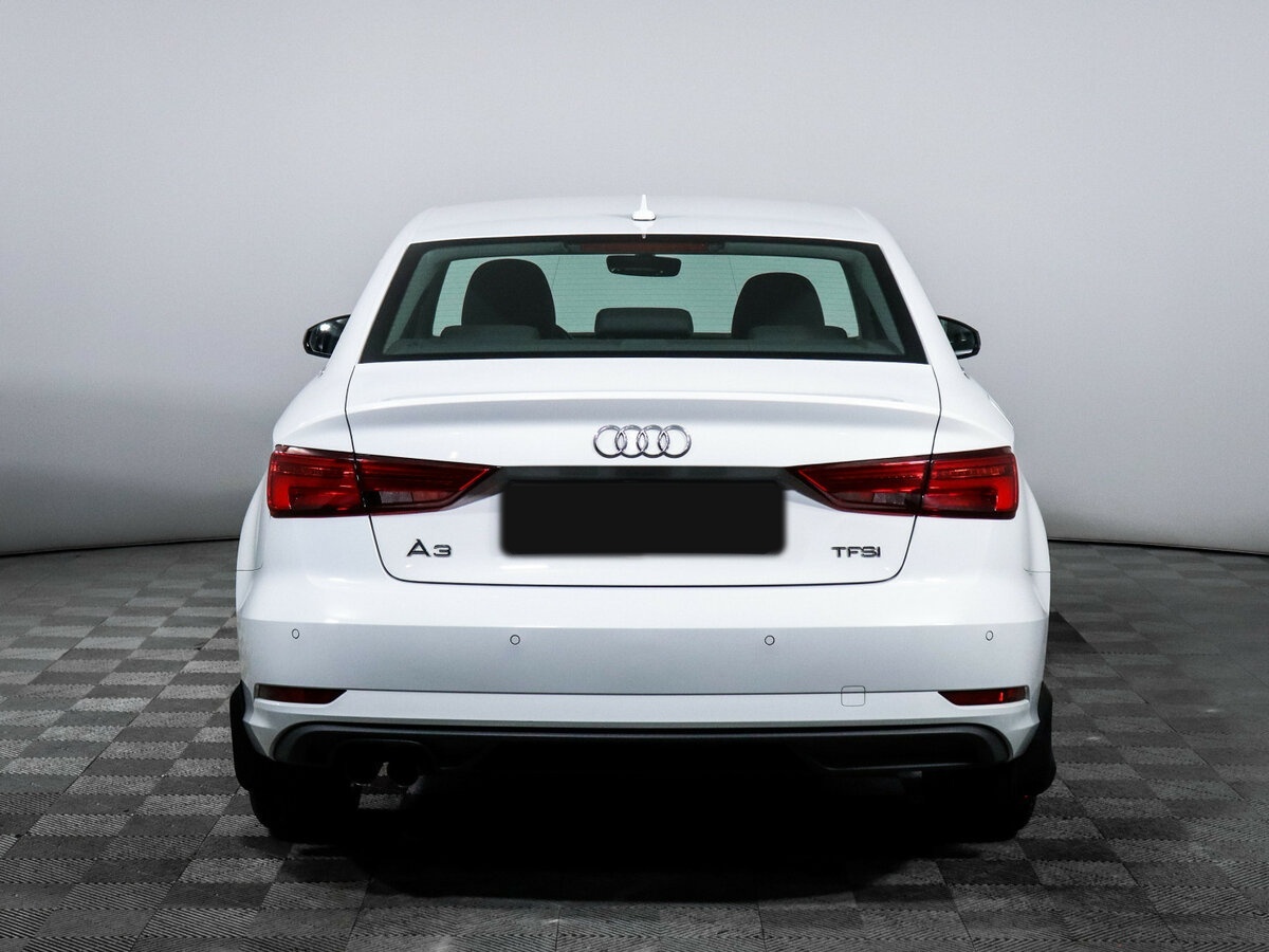 Audi A3 2018 года с пробегом. Фото: #4