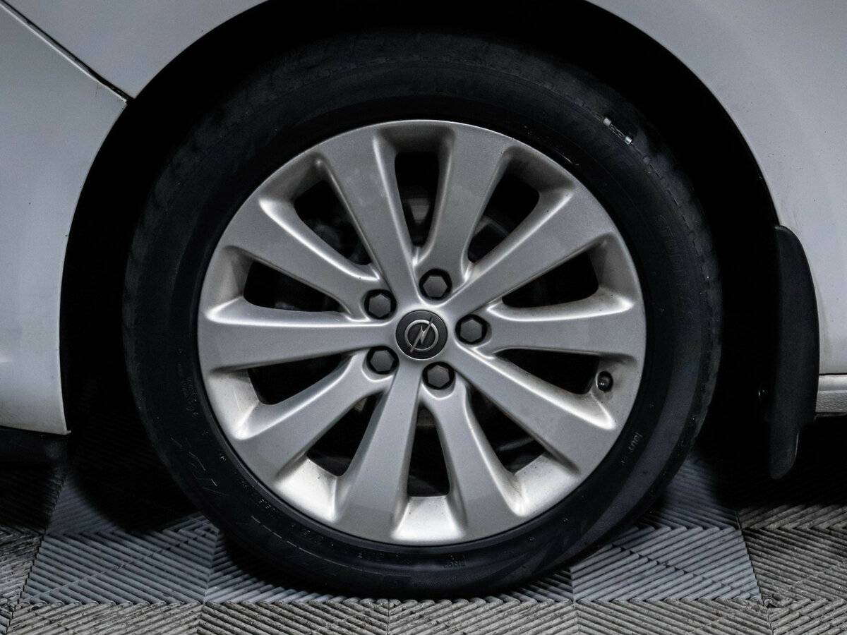 Б/У Опель Астра 2014 года. Фото: #12