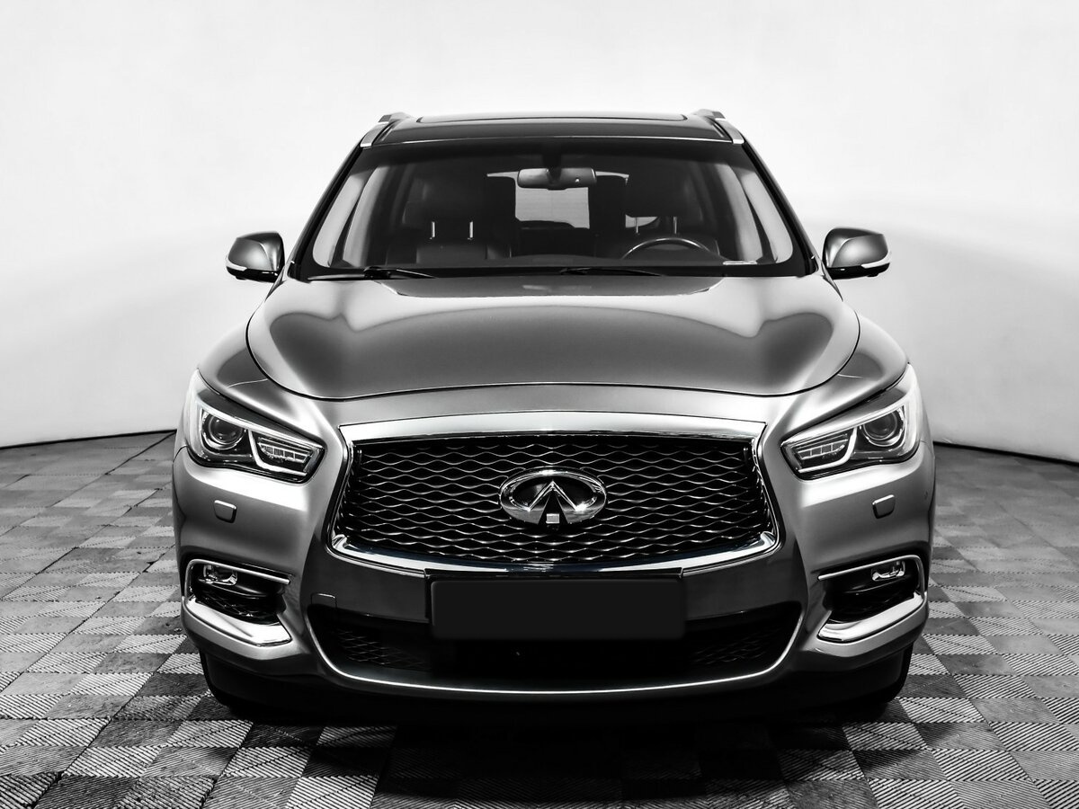 Infiniti QX60 2018 года с пробегом. Фото: #1