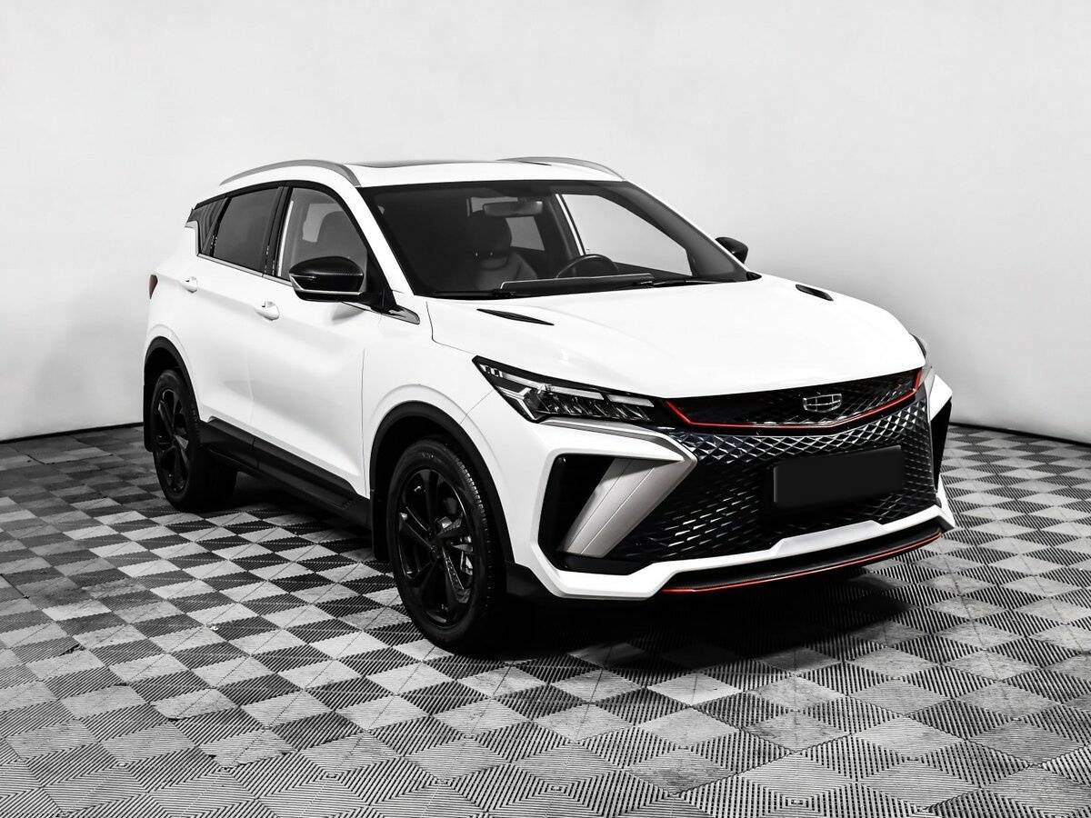 Geely Coolray 2023 года с пробегом. Фото: #2