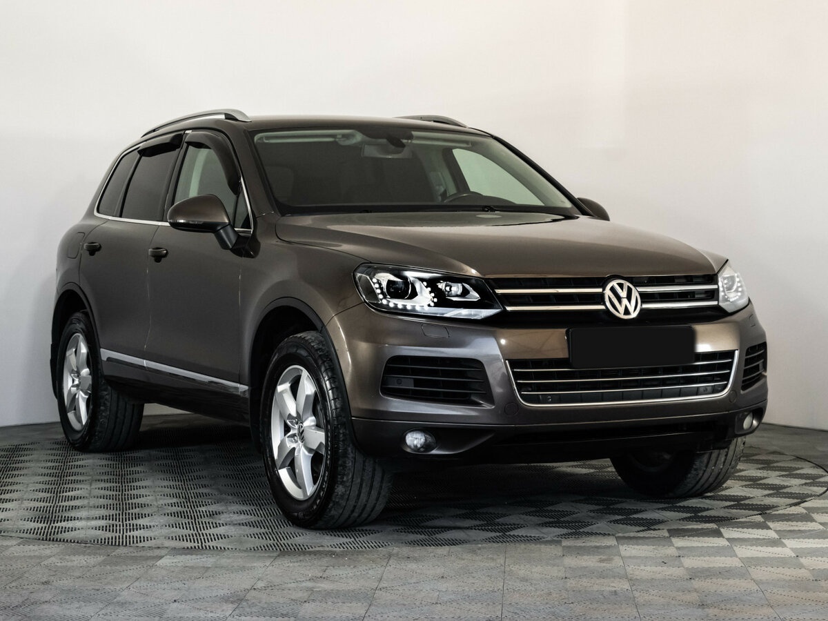 Volkswagen Touareg 2012 года с пробегом. Фото: #2