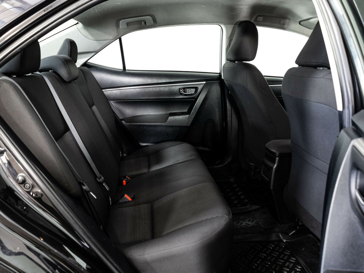 Б/У Тойота Королла 2014 года. Фото: #9