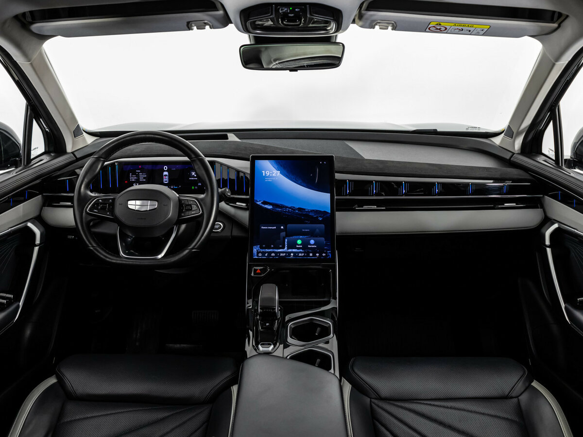 Geely Atlas 2023 года с пробегом. Фото: #8