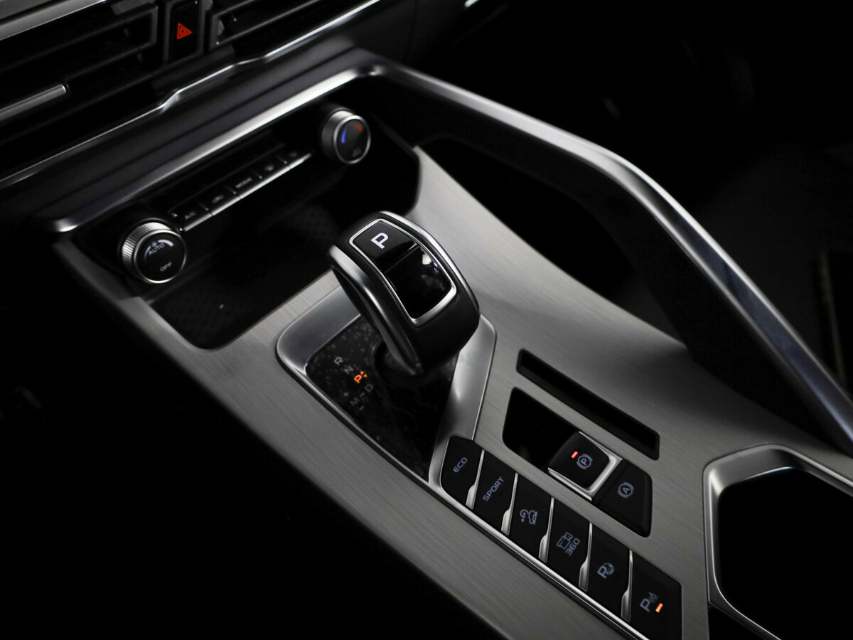 Б/У Джили Кулрэй 2022 года. Фото: #18