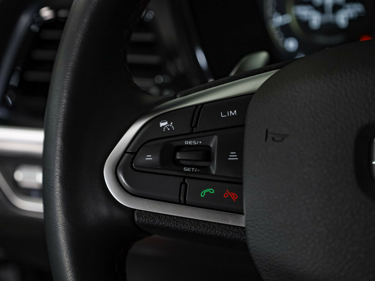 Geely Tugella 2021 года с пробегом. Фото: #9