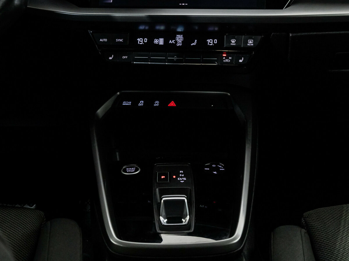 Audi A3 2021 года с пробегом. Фото: #10