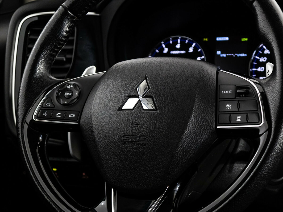 Mitsubishi Outlander 2018 года с пробегом. Фото: #8