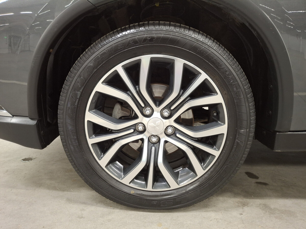 Mitsubishi Outlander 2016 года с пробегом. Фото: #16