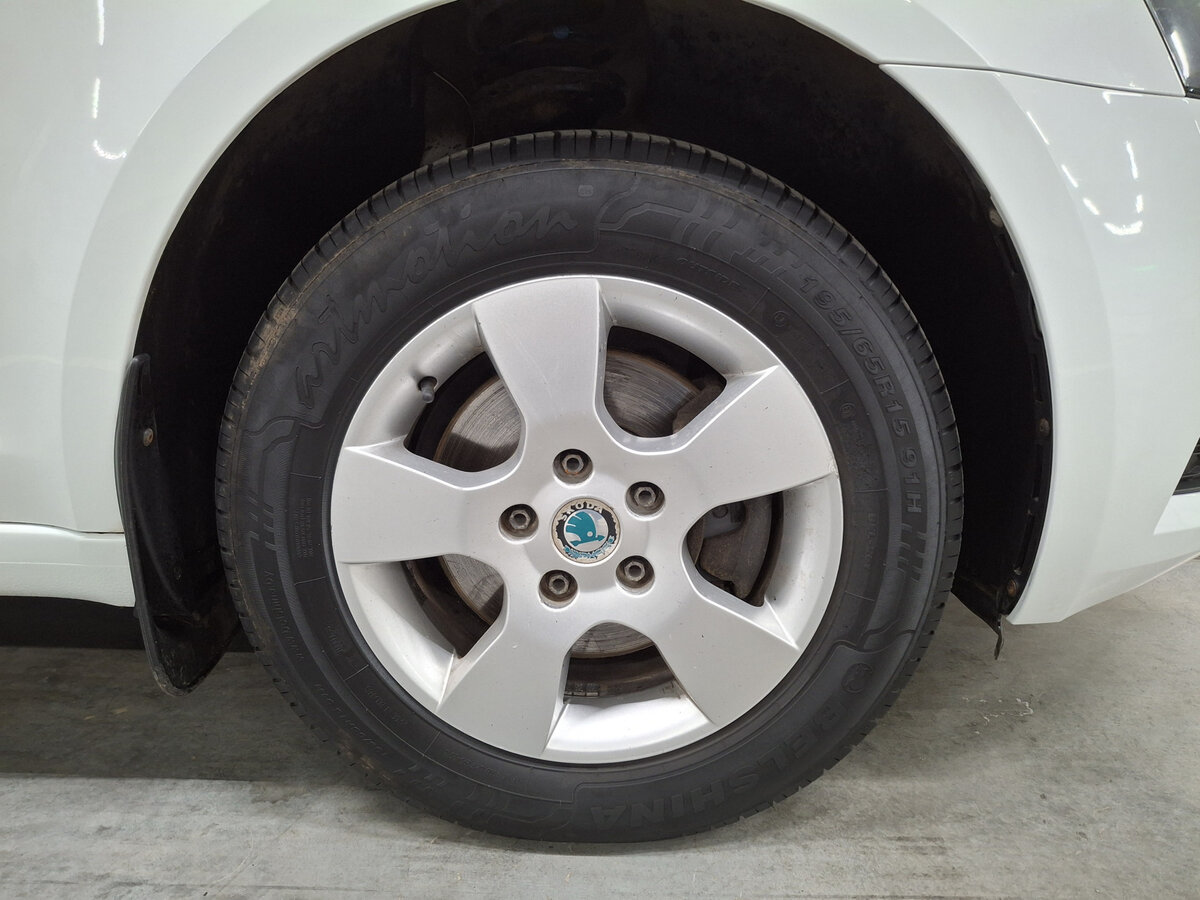 Б/У Шкода Октавия 2018 года. Фото: #17