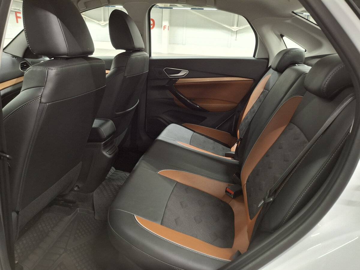 Lada (ВАЗ) Vesta 2024 года с пробегом. Фото: #11