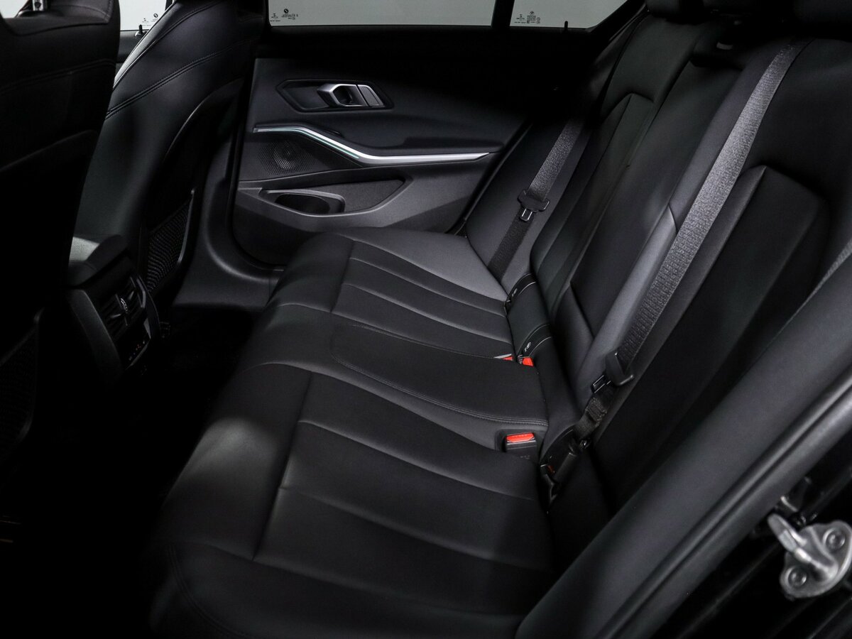 BMW 3 серии 2021 года с пробегом. Фото: #7