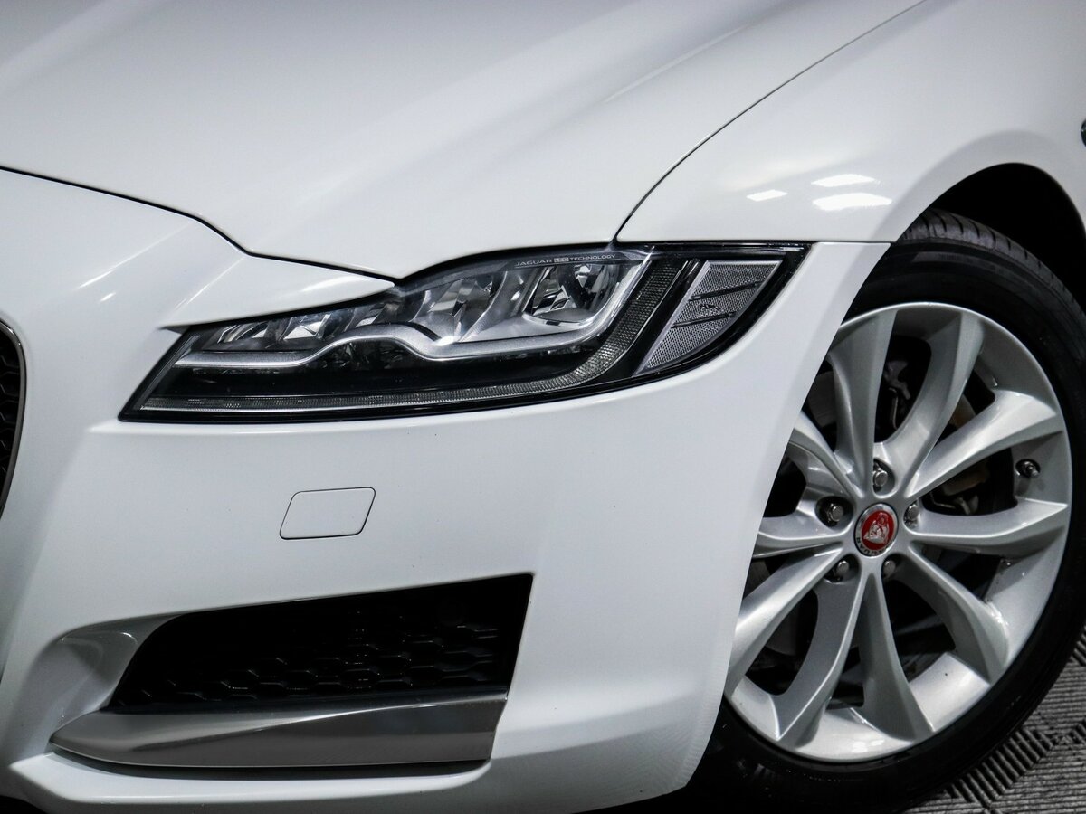 Jaguar XF 2018 года с пробегом. Фото: #12