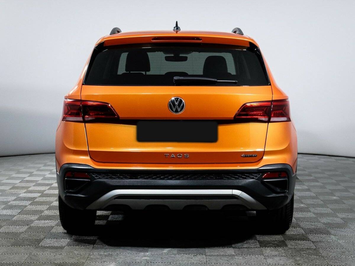 Volkswagen Taos 2021 года с пробегом. Фото: #4