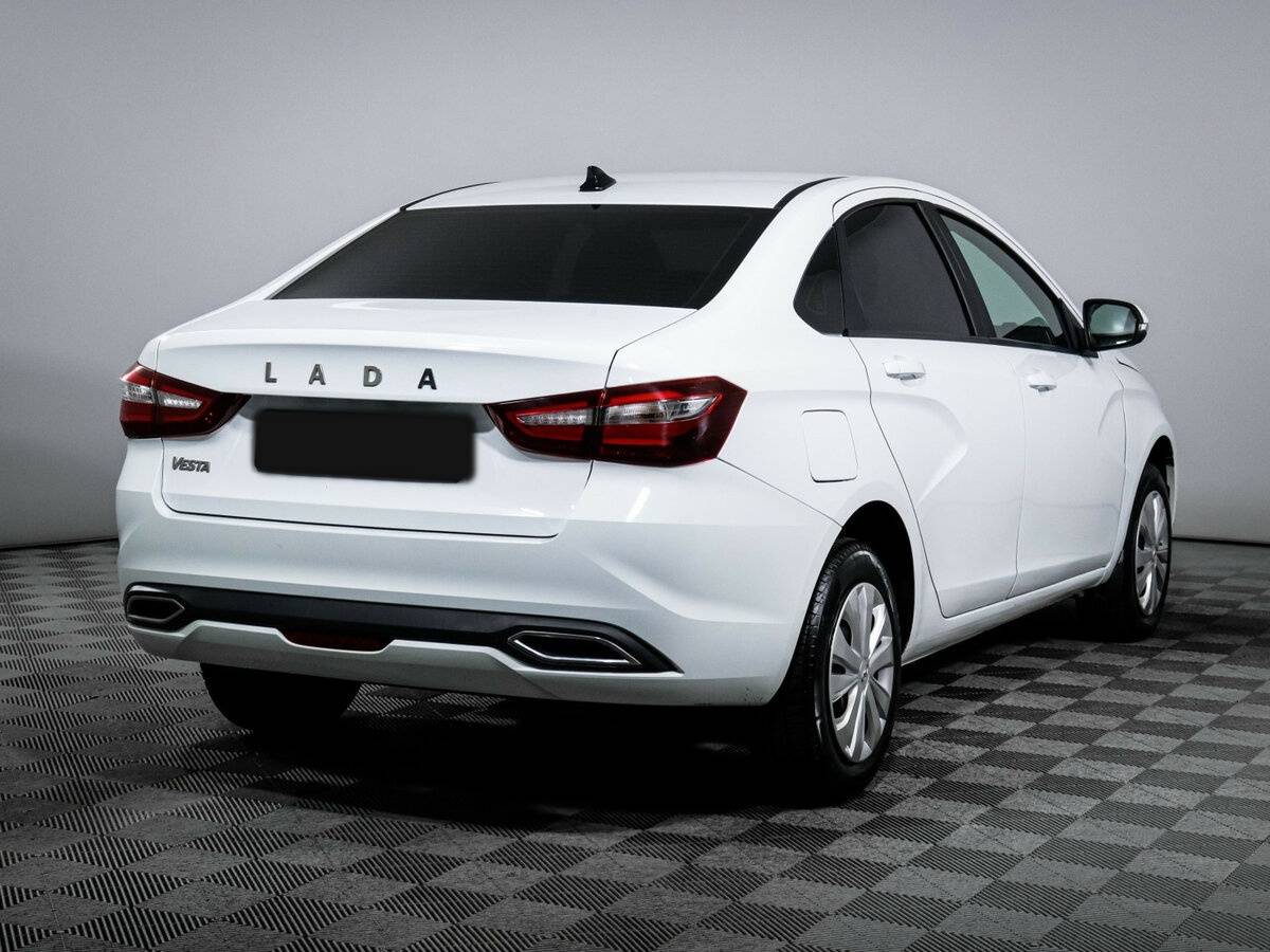 Lada (ВАЗ) Vesta 2023 года с пробегом. Фото: #3