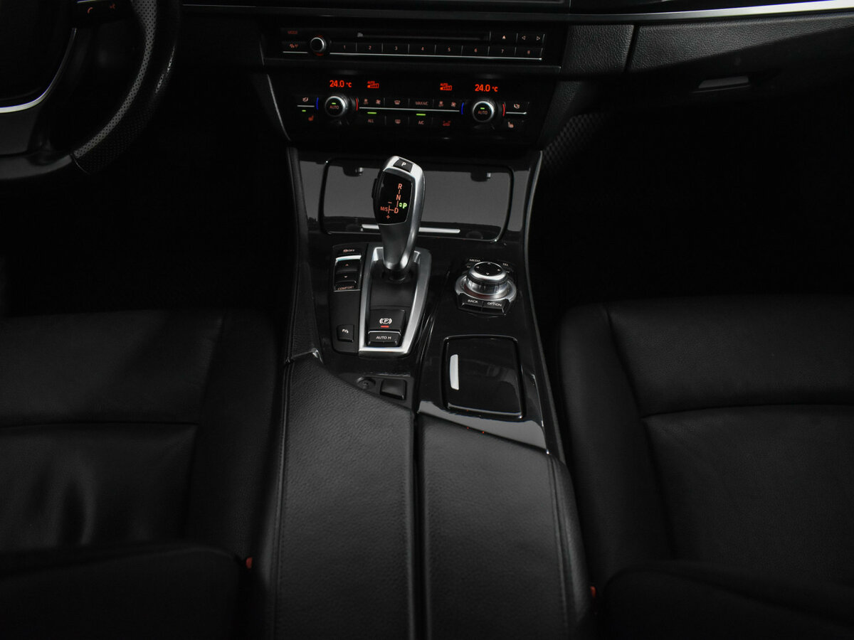 BMW 5 серии 2013 года с пробегом. Фото: #14