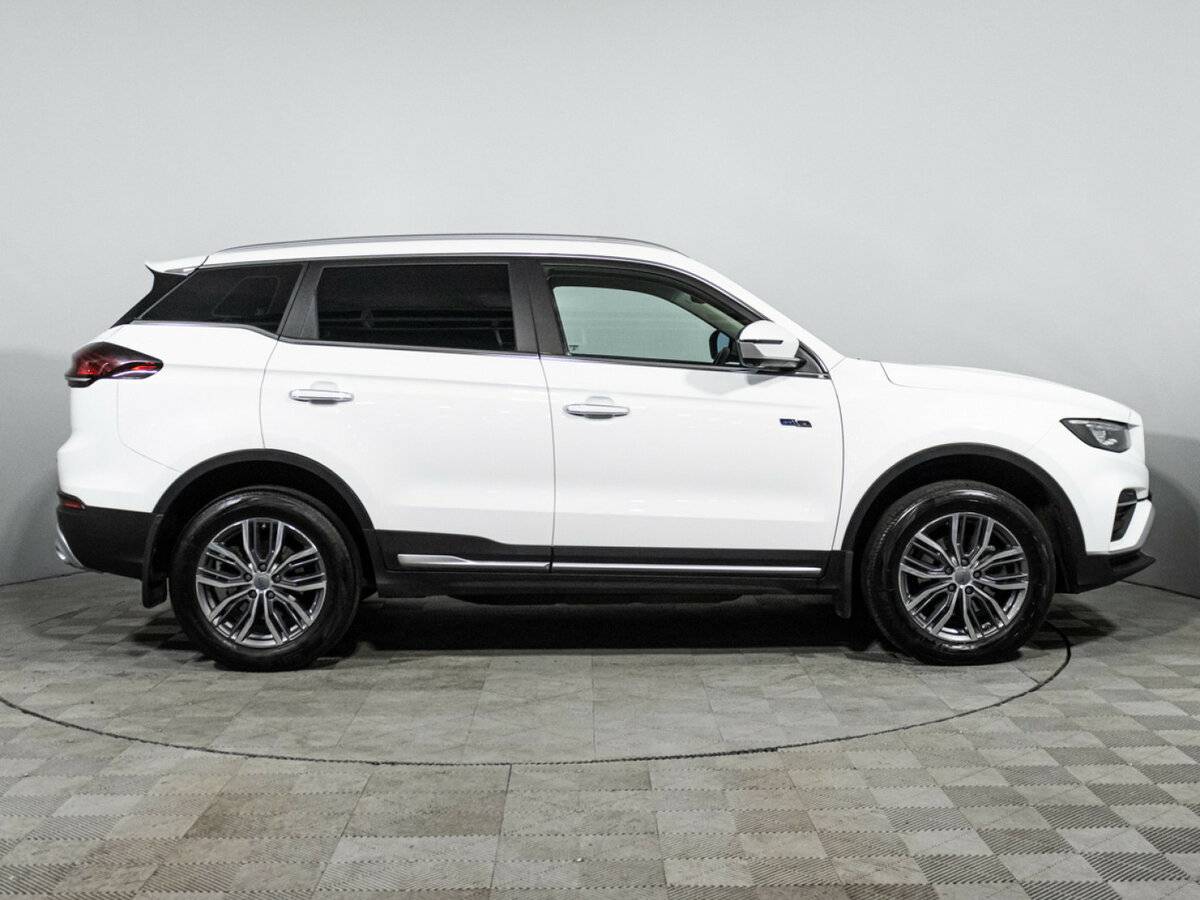 Geely Atlas Pro 2023 года с пробегом. Фото: #3
