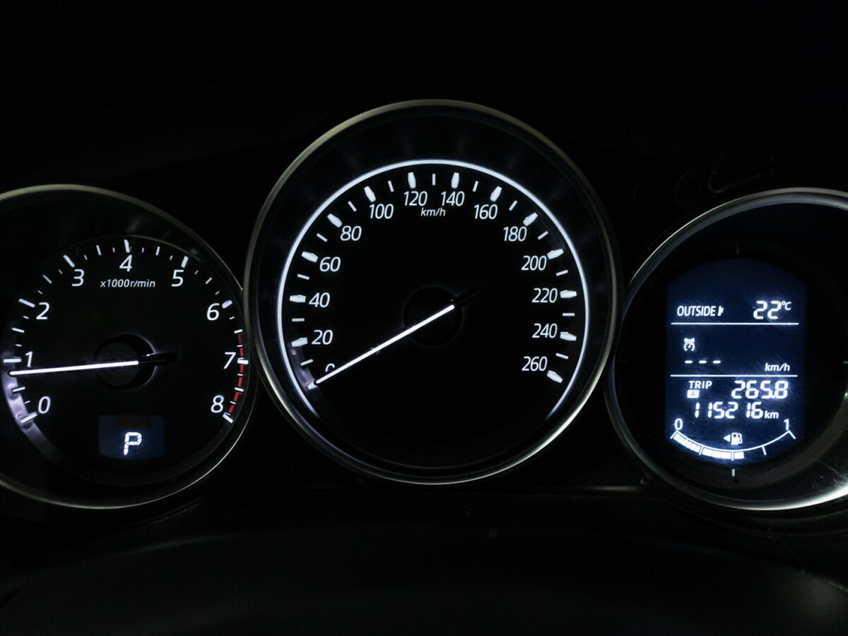 Б/У Мазда Ц-Икс-5 2017 года. Фото: #11