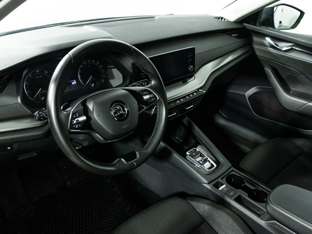 Skoda Octavia 2021 года с пробегом. Фото: #10