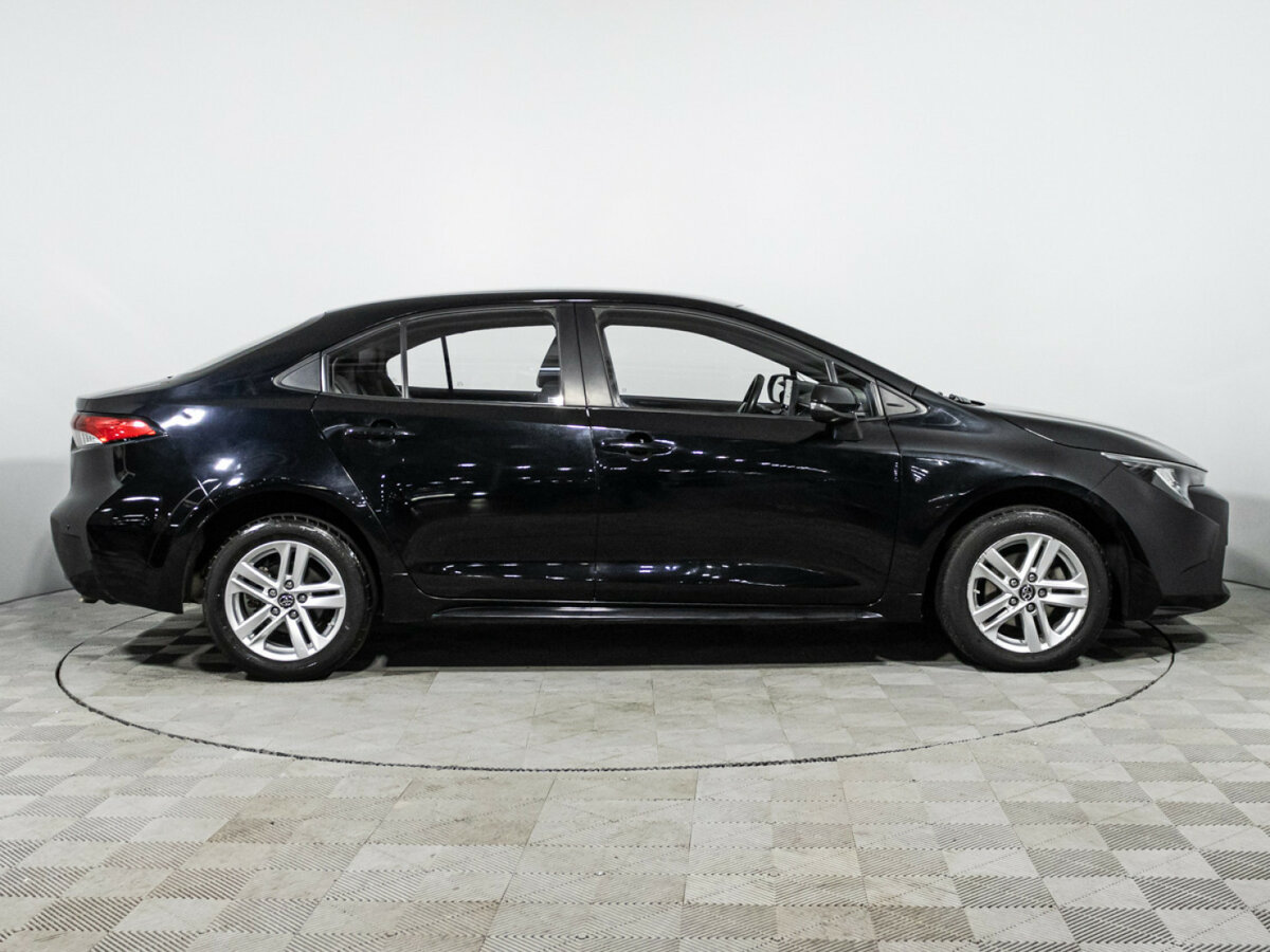 Б/У Тойота Королла 2020 года. Фото: #3