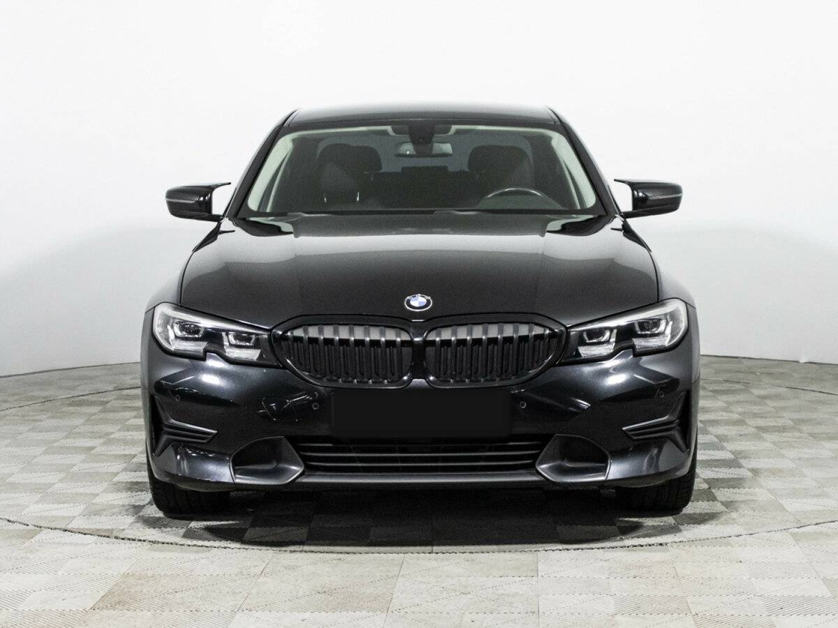 BMW 3 серии 2020 года с пробегом. Фото: #1