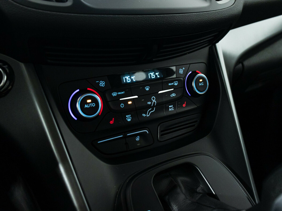 Б/У Форд Куга 2017 года. Фото: #15