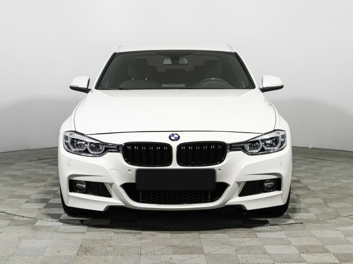 BMW 3 серии 2016 года с пробегом. Фото: #1