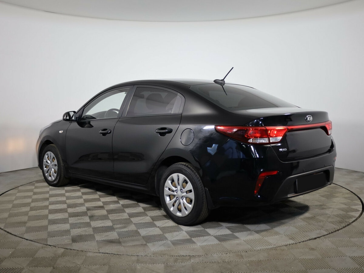 Б/У Киа Рио 2017 года. Фото: #6