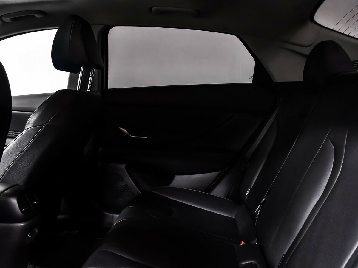 Hyundai Elantra 2023 года с пробегом. Фото: #11