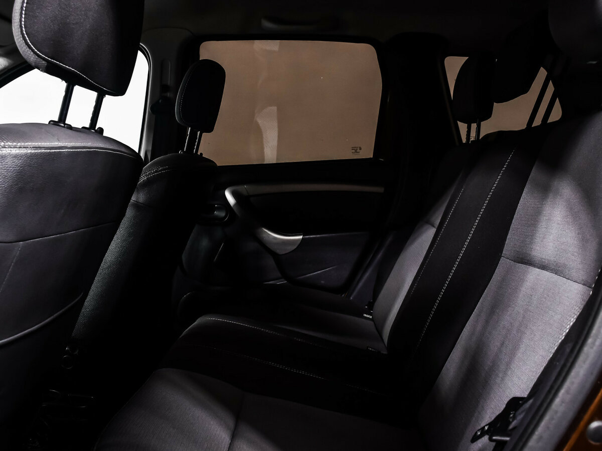 Б/У Рено Дастер 2015 года. Фото: #12