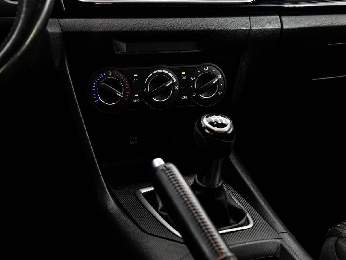 Б/У Мазда 3 2013 года. Фото: #8