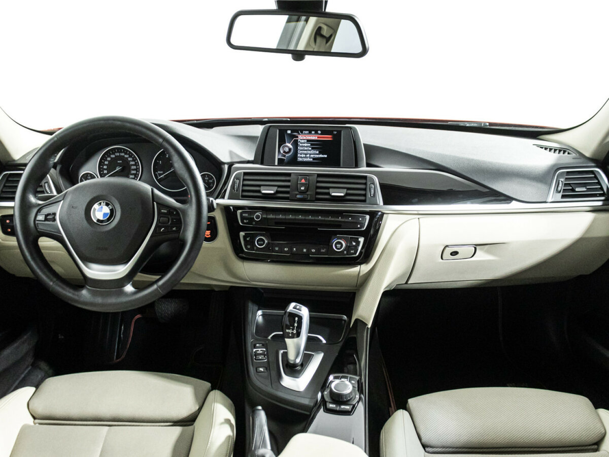 BMW 3 серии 2016 года с пробегом. Фото: #12