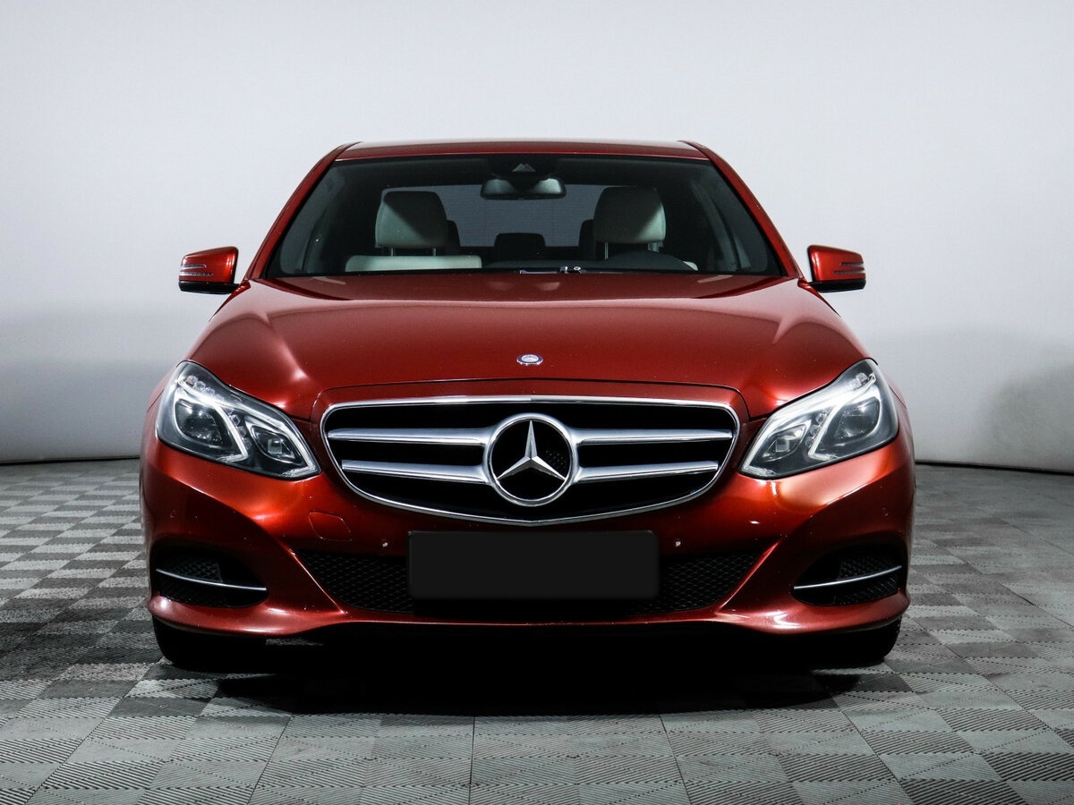 Mercedes-Benz E-Класс 2014 года с пробегом. Фото: #1