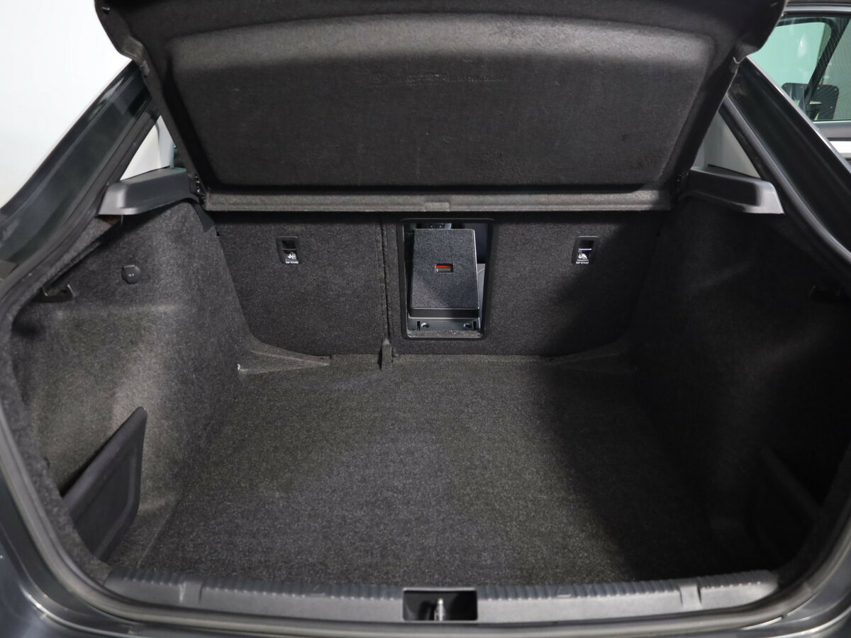 Skoda Rapid 2020 года с пробегом. Фото: #27